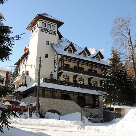 Hotel Foisorul Cu Flori Sinaia Extérieur photo