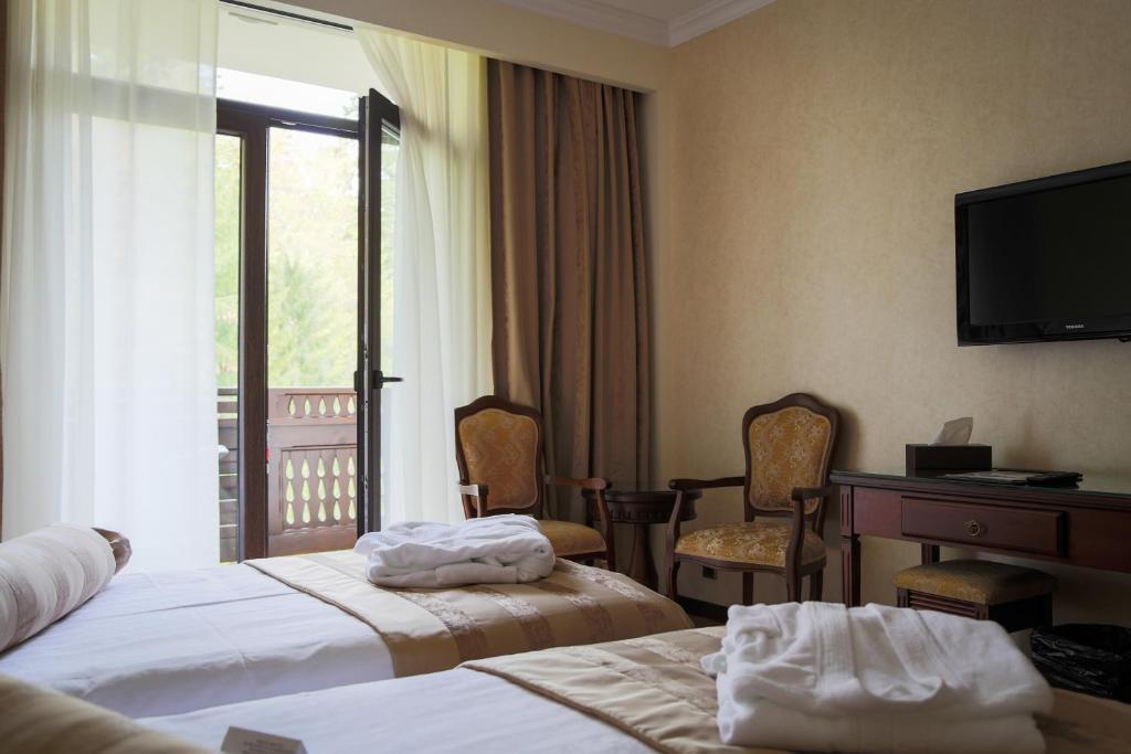 Hotel Foisorul Cu Flori Sinaia Extérieur photo